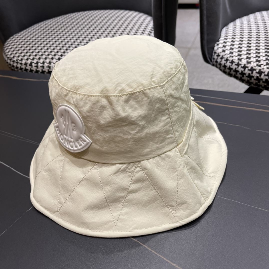 Moncler Caps